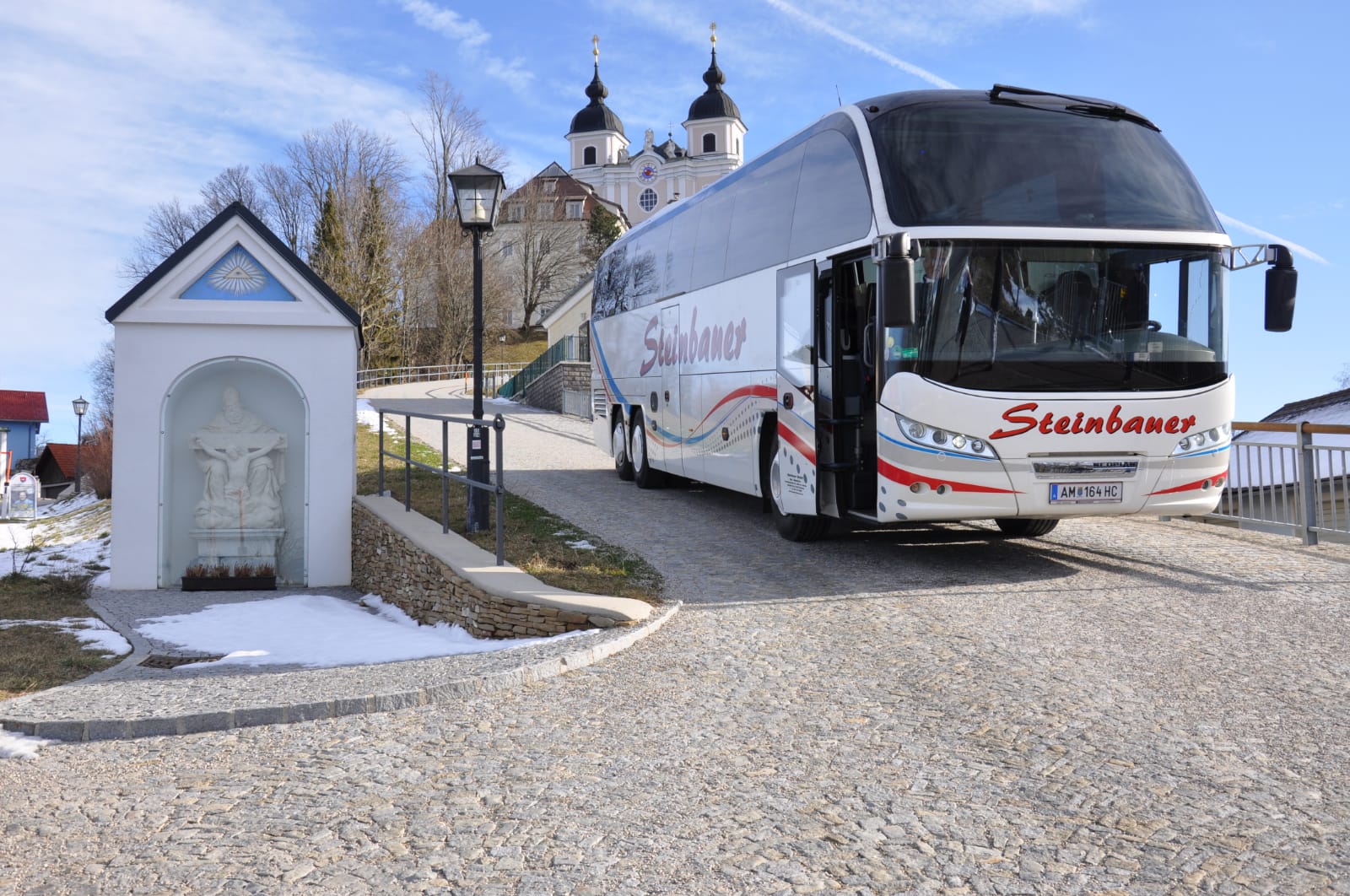 Neoplan-Bus-Steinbauer-Reisen